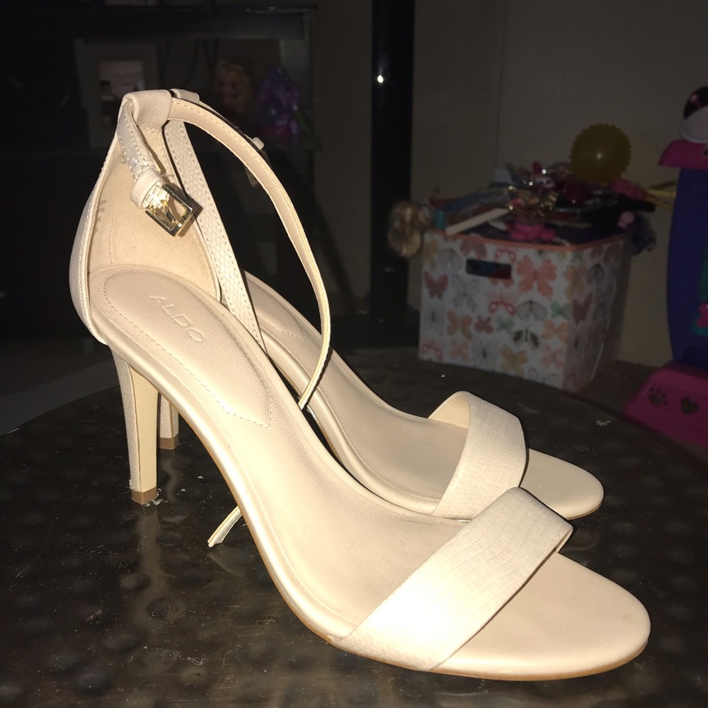 Aldo size 8.5 nude strappy stiletto ankle heel